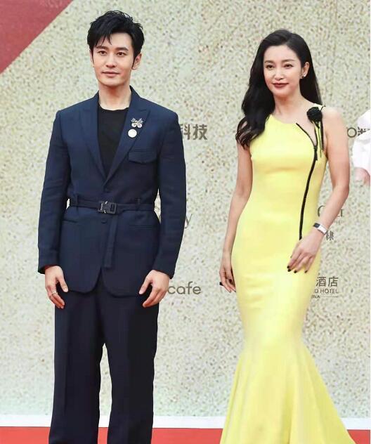 金鸡奖|金鸡奖闭幕式红毯大看点：刘浩存甜美，张小斐靓丽，宁静最性感