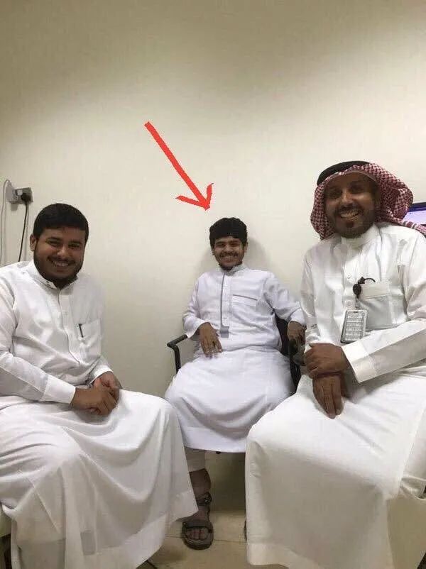 起重机 胖到要靠起重机吊出门的胖少年,居然从610kg减到63kg,减掉半吨