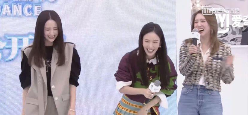 美搭刊报|佟丽娅金晨孟美岐同框，年纪大成了优势，网友：还是简简单单最美