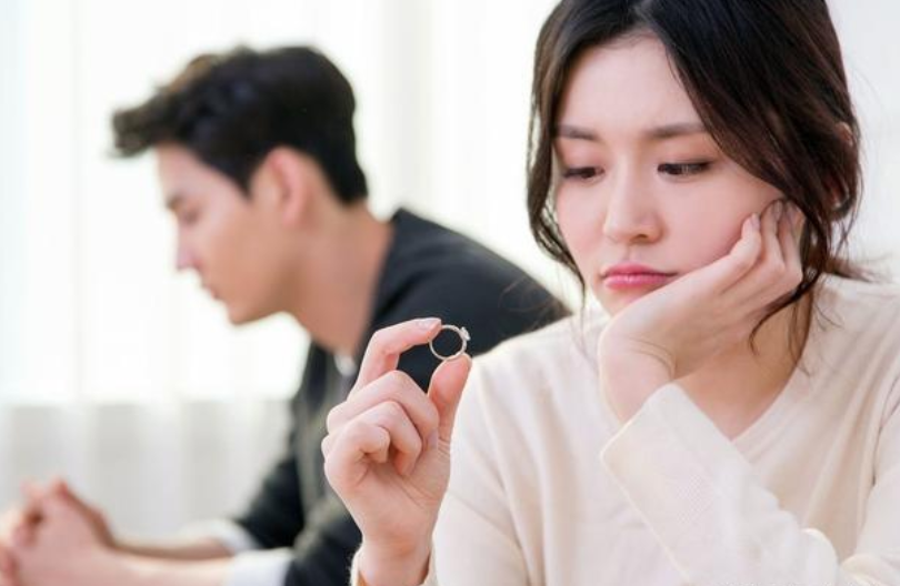 歪妈亲子故事|生父伙同女友杀幼童细节曝光:有女孩的家长,教娃避开垃圾人