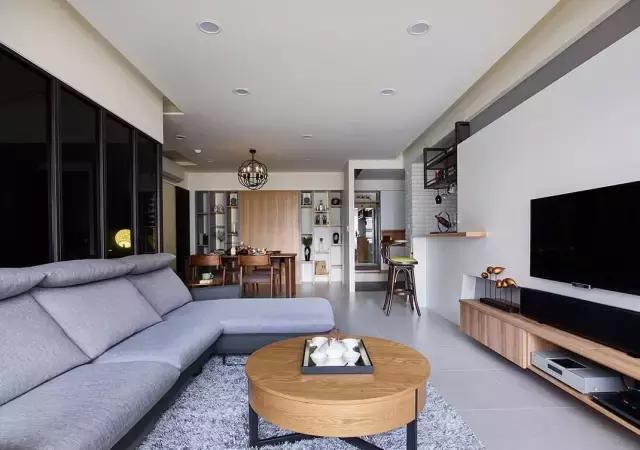 |90㎡2+1房容纳30人，他是如何做到的？