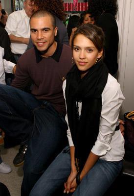 杰西卡·阿尔芭|全球最性感女人！17岁一夜爆红，极致美貌却被嘲票房毒药？