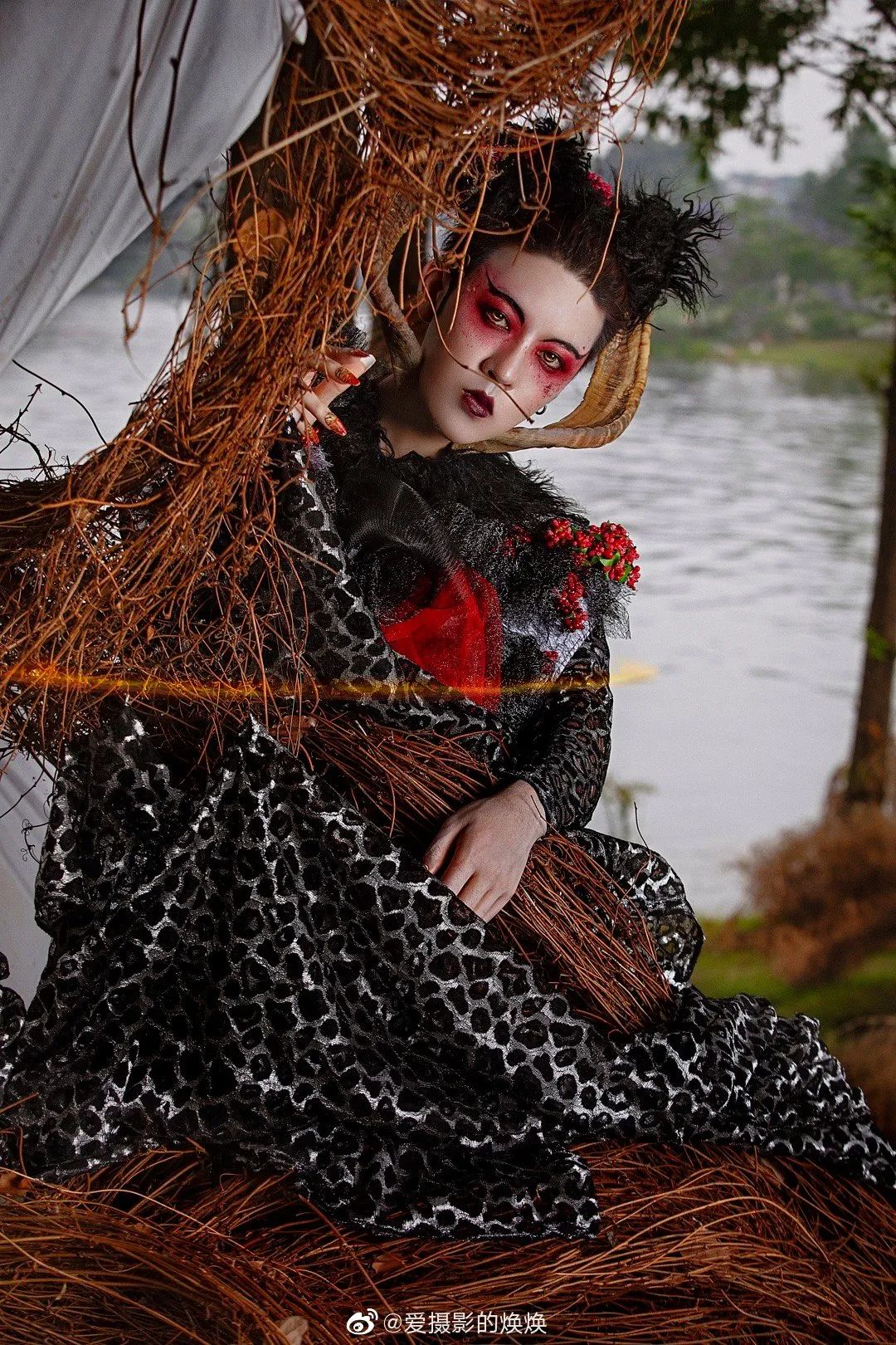 山海经|95后女孩还原70个《山海经》神兽，中国日报点赞：这才是年轻人最好的样子