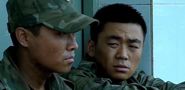 士兵突击|国产编剧们，请别再祸害军旅剧！先看看《士兵突击》再下笔