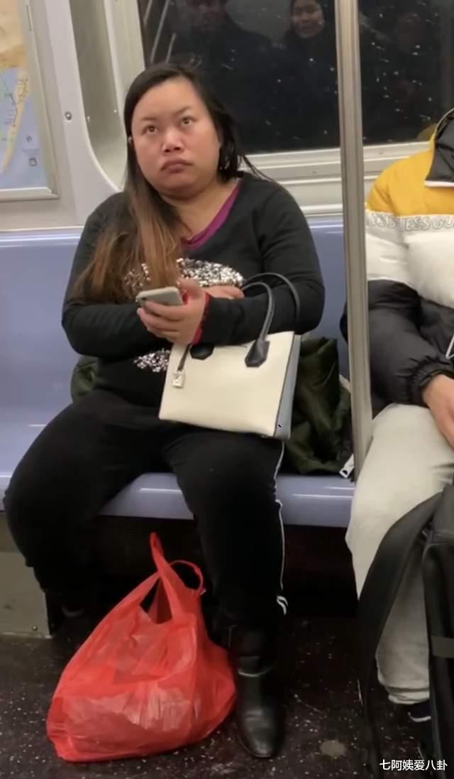 凤姐|“凤姐”罗玉凤，一步走错满盘皆输，出走美国就是她最烂的一步棋