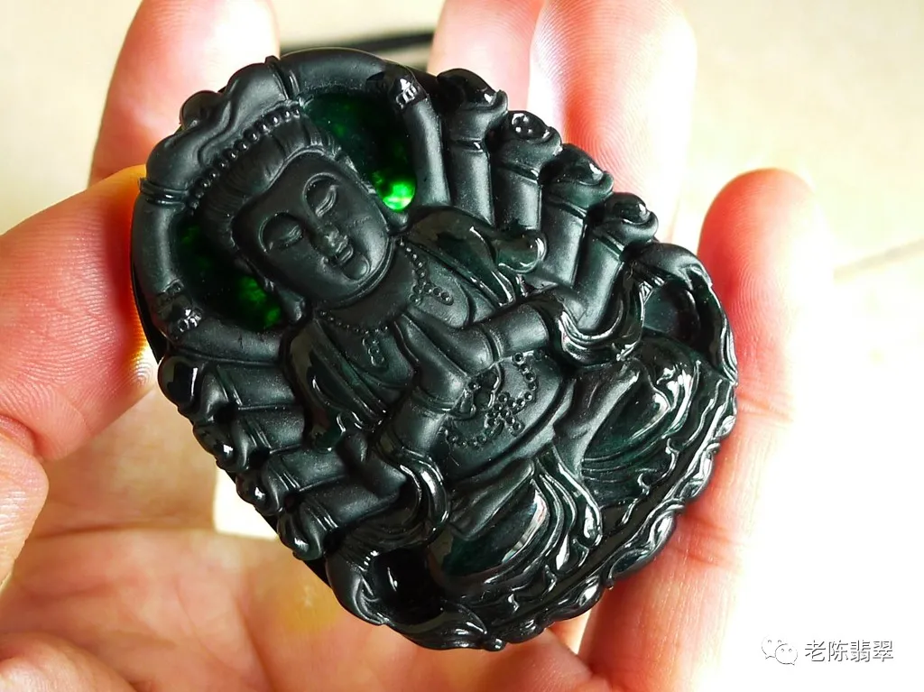 翡翠|男士佩戴什么翡翠好呢？不要以为翡翠只能女士戴