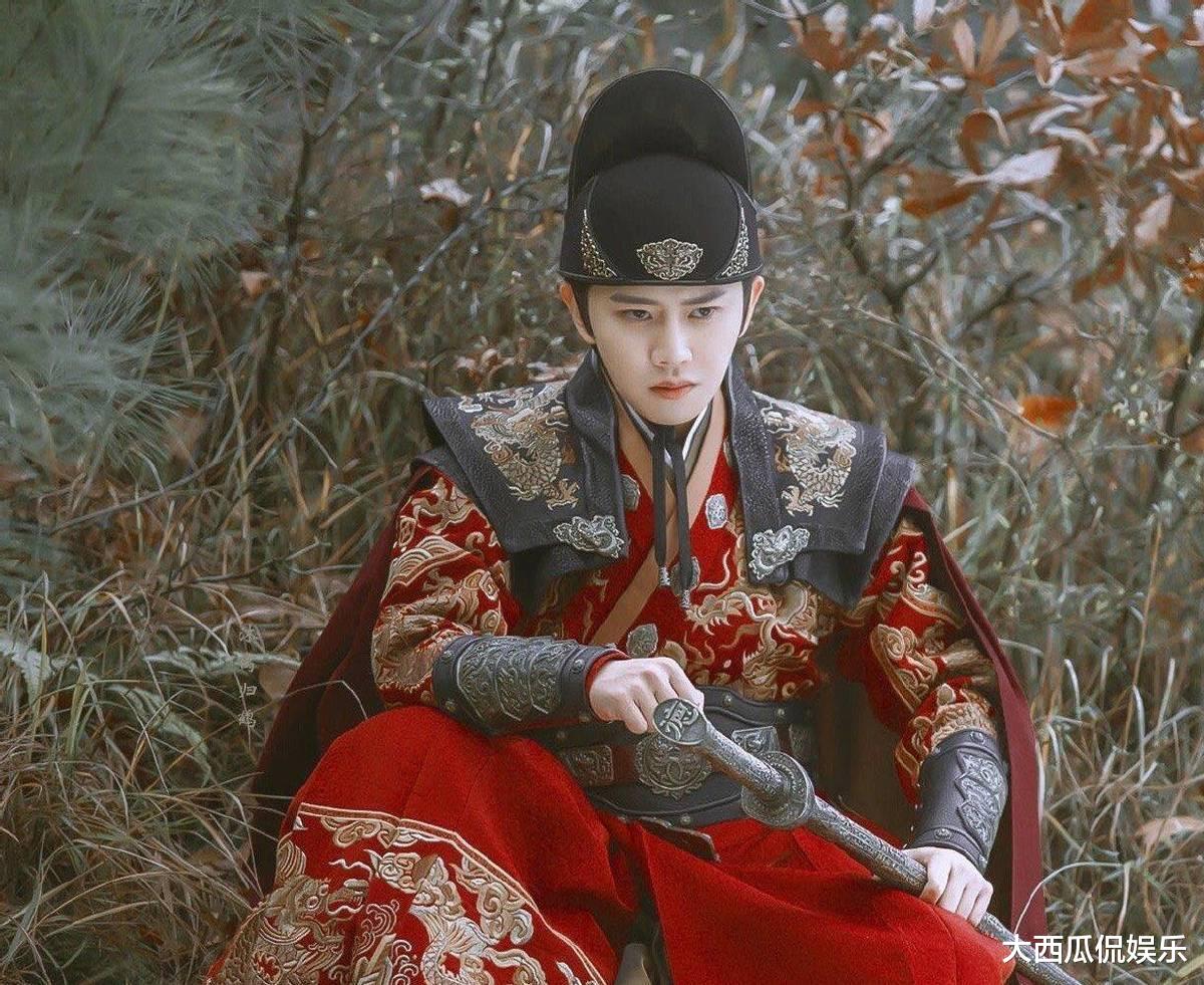 任嘉伦|又一“双男主”剧来袭，看清主演阵容，网友：这是认真的吗？