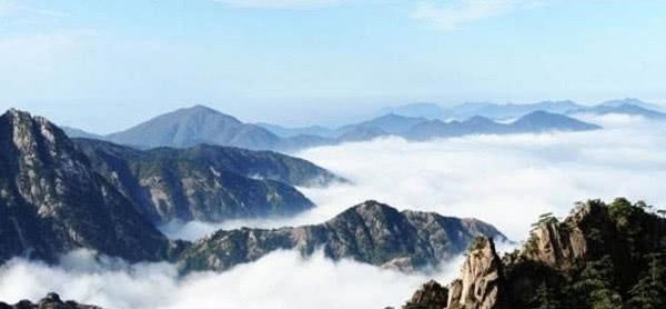 洱海 中国最适合旅游的胜地，风景如画。游客不去可能会遗憾