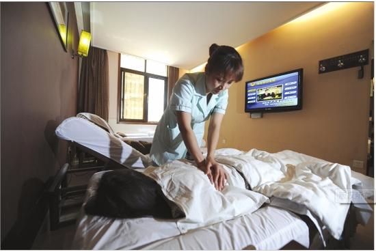 按摩|现在做足疗按摩这个职业是什么心态？