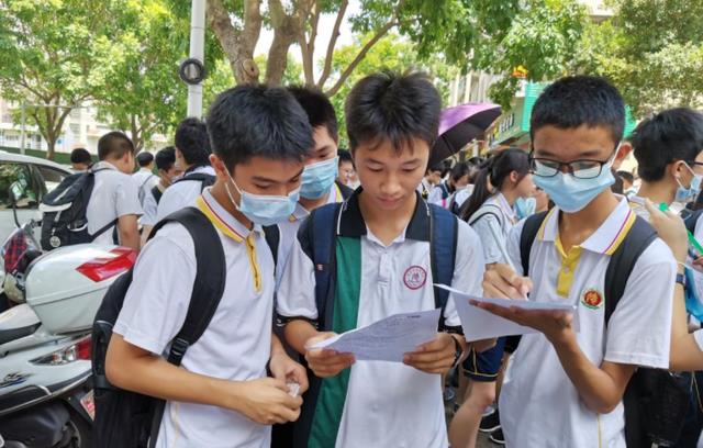 物理|初中生2023年有新变化，有望“直升高中”，家长不用担心去技校了