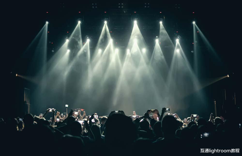 摄影新手如何为相机选择合适的ISO参数设置？