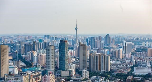 各抒己见 “二次房改”来了？今明2年起，楼市发展出现转折，3类人从中受益