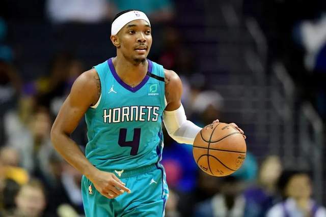 交易|美媒列出联盟30支球队中休赛季最难签约或者交易的一名球员