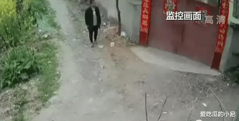 女主播 48岁大爷痴迷娇媚女主播究竟做了什么？被拉黑后竟投河活活淹死！