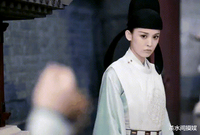 黄忆慈|同样是演“傻白甜”，为何有人娇俏灵动，有人演成了“真傻子”？