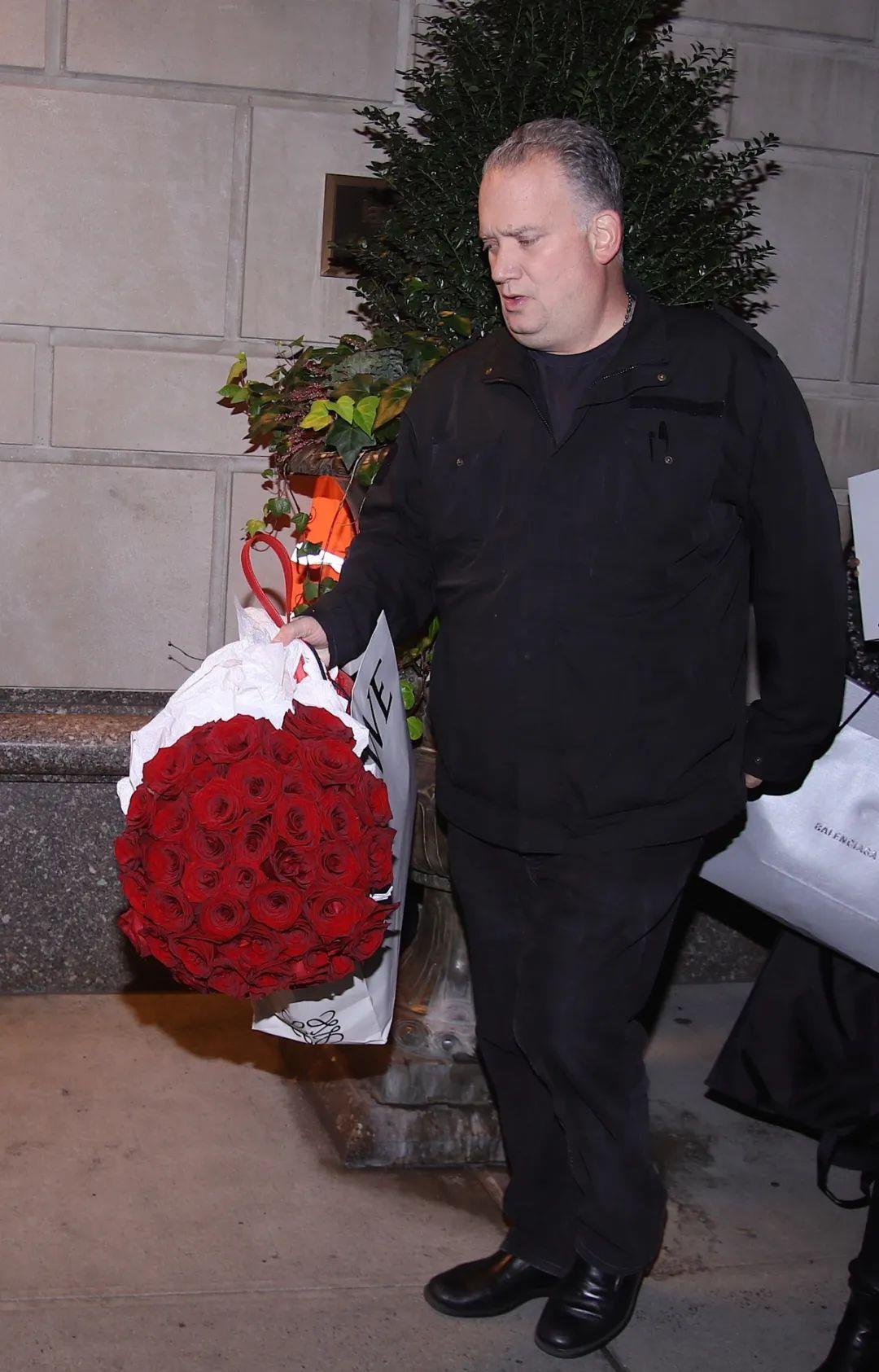 侃爷|侃爷上演北美情未了！卡戴珊新男友长相平平无奇却是女神收割机