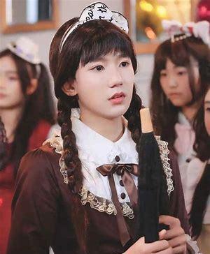 张馨予|饶了观众吧，同样是女扮男装，有人美到失魂，有人丑到惊人