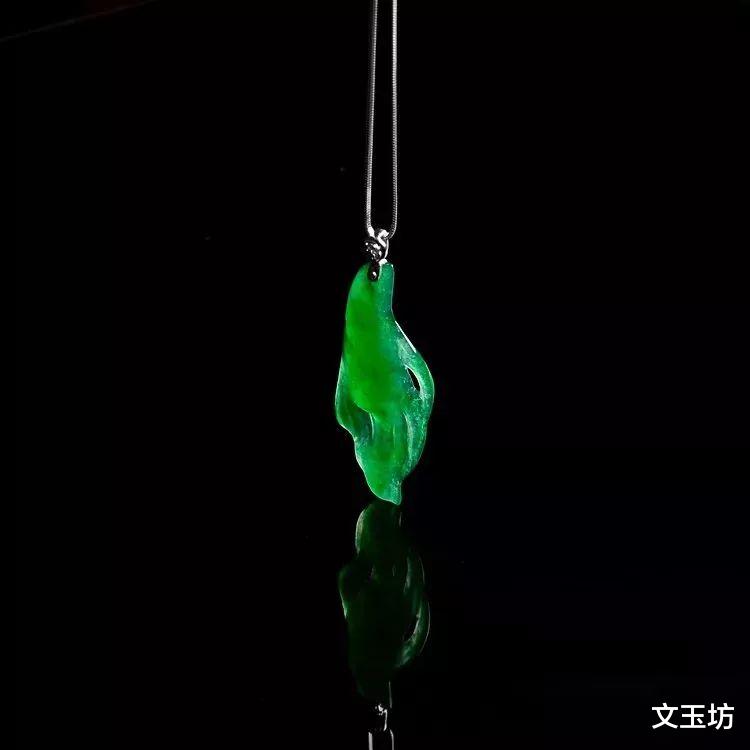 翡翠|怎样从种、水、色、工判断翡翠的收藏价值