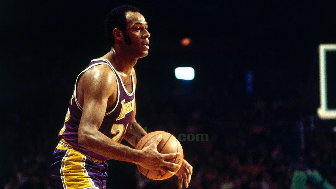 沈阳|美媒列出了魔术师约翰逊常规赛对阵27支球队的场均助攻次数