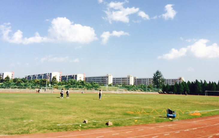 安妈育儿日|大学校园网能有多强？学生浏览网站被单独警告，本人：已“社死”