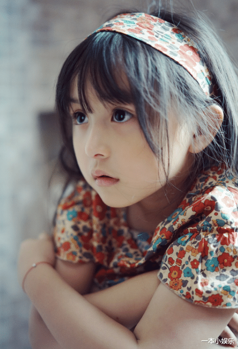 梁静茹|2岁出道年入百万的“小芈月”，因太漂亮被禁止整容，如今成这样