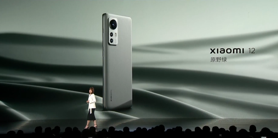 微软|小米12发布！价格血崩，雷军呛声