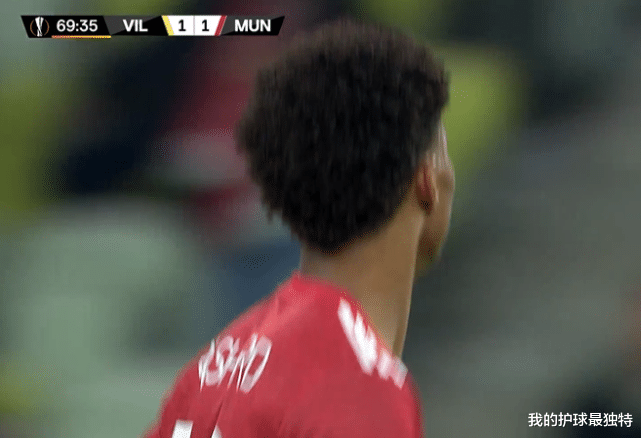 曼联|单刀不进！曼联8500万先生出丑，门前6米吐饼，队友都无语了