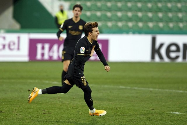 巴塞罗那|12连胜!巴萨战弱旅踢疯了!梅西10场造24球,复出冲击里程碑!