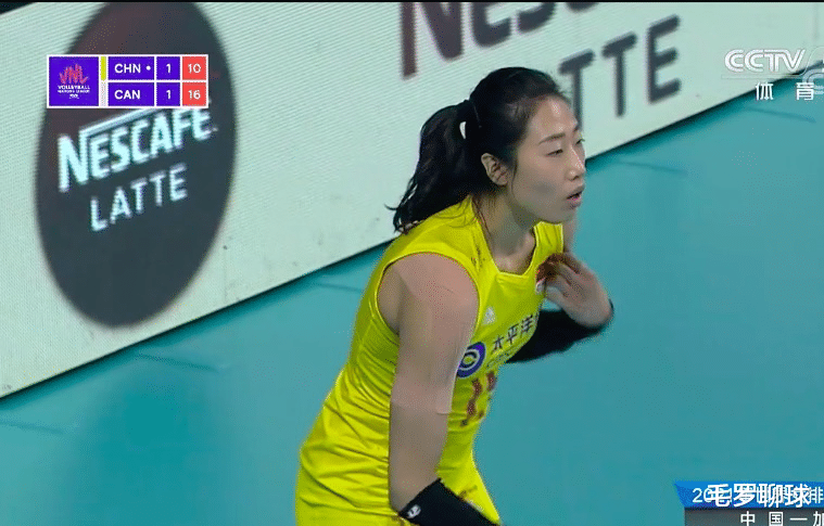 中國隊|爆大冷，中國女排遭4連敗倒第一3-2絕殺，對手落淚慶祝，郎平怒了