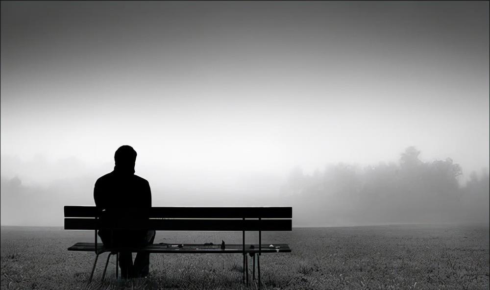 抛开自我空间 《抛开自我空间》：我要躲起来，躲开上帝？