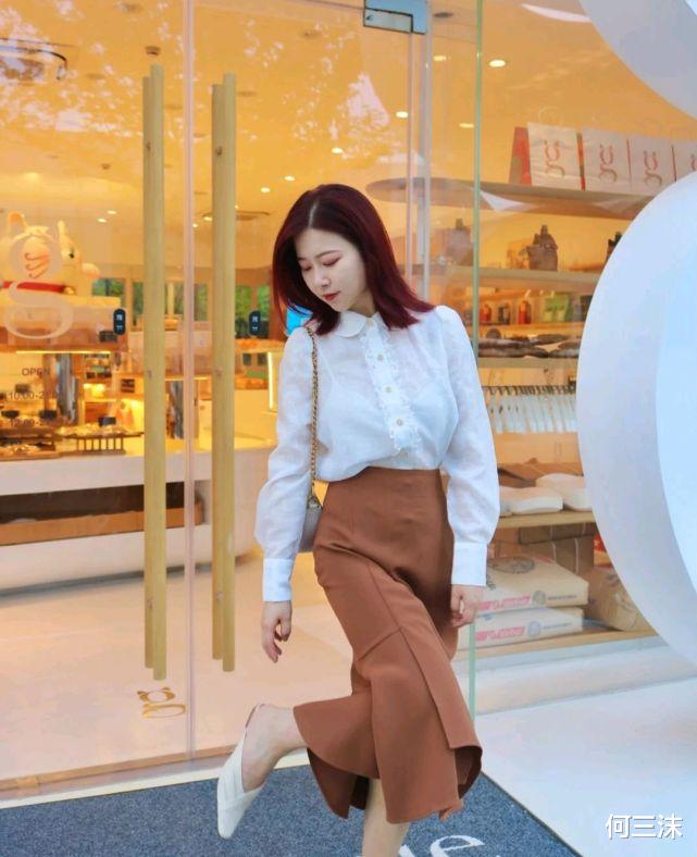 何三沫|小个子女生想要穿出高级感,并不是一味地扮嫩,优雅穿搭就很好看