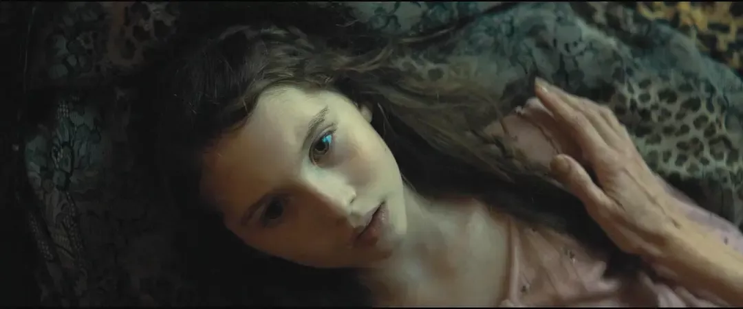 菲尼克斯|苦等5年，这部全程高能的R级片终于来了！