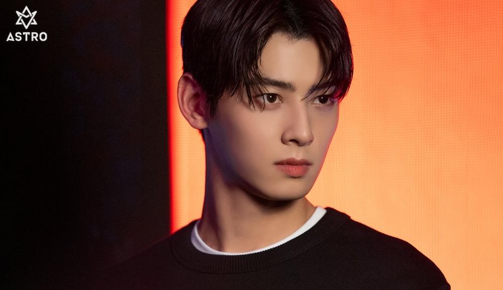 车银优|净化眼球!车银优画报花絮照公开,魅惑眼神超级撩,每张颜值爆击