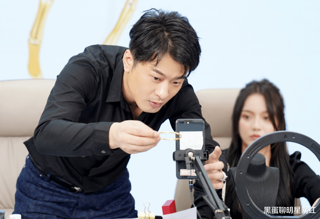 井元林|二驴PK老方丈再次惨败,大批粉丝为其鸣不平,致使辛巴萌生退意