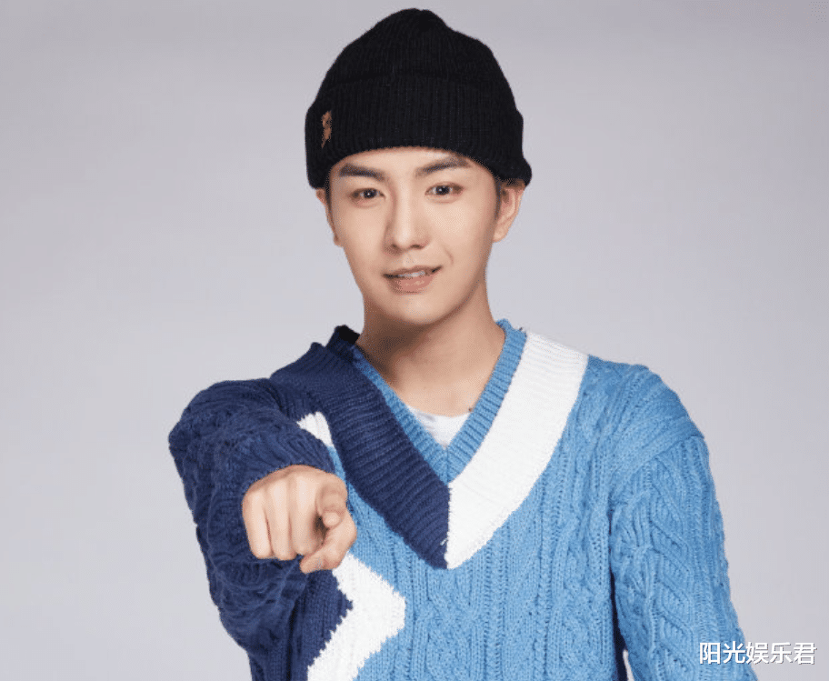 吴岱林|又一顶流小花被爆恋情，看到男方是谁后，网友失望到：就这？