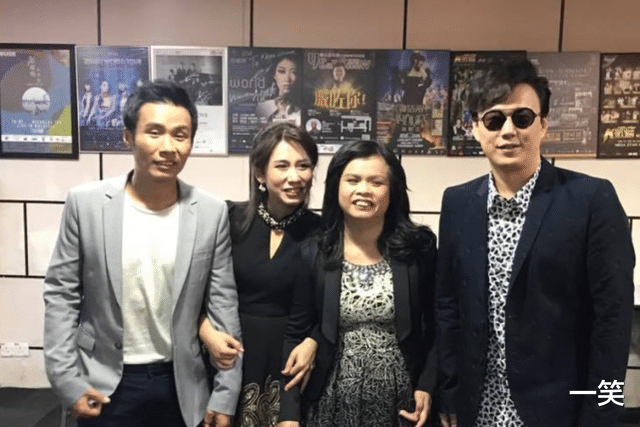 陈伟联|40岁盲人歌手陈伟联结婚，婚纱照曝光，与妻子十指紧扣超幸福