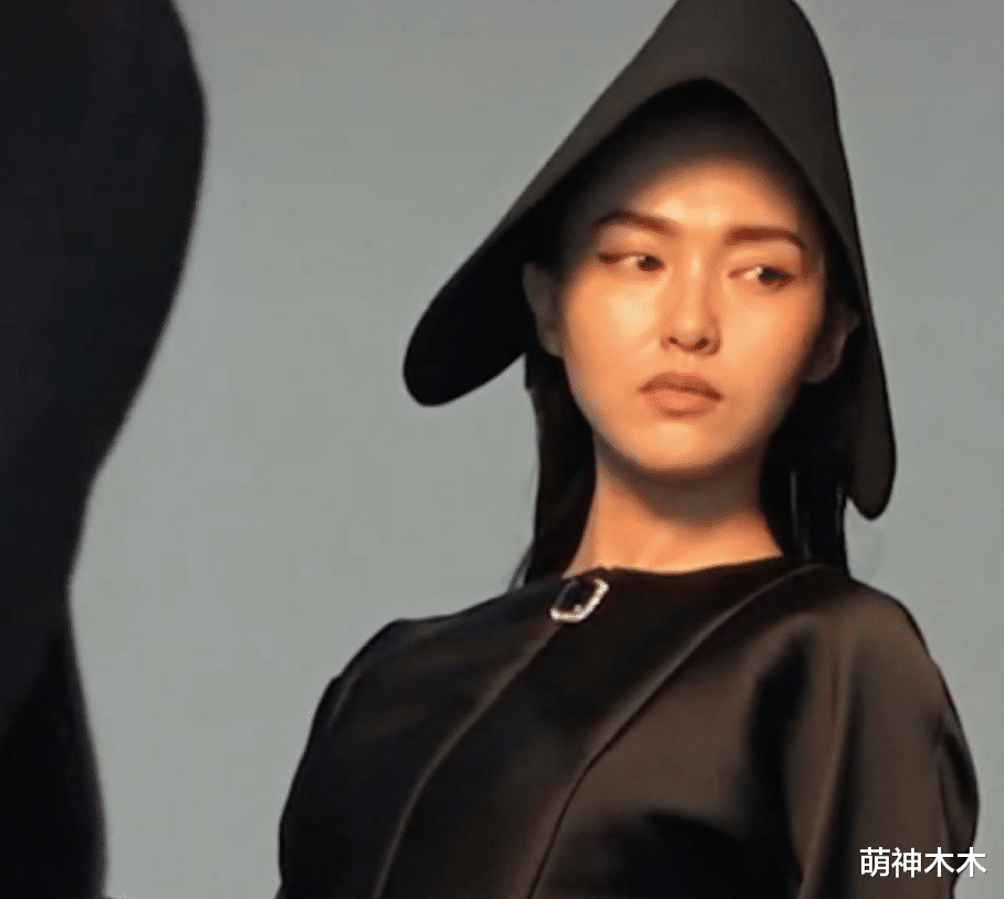 怒火重案|85花未修图来了：37岁唐嫣状态抗打，34岁刘诗诗胜在气质