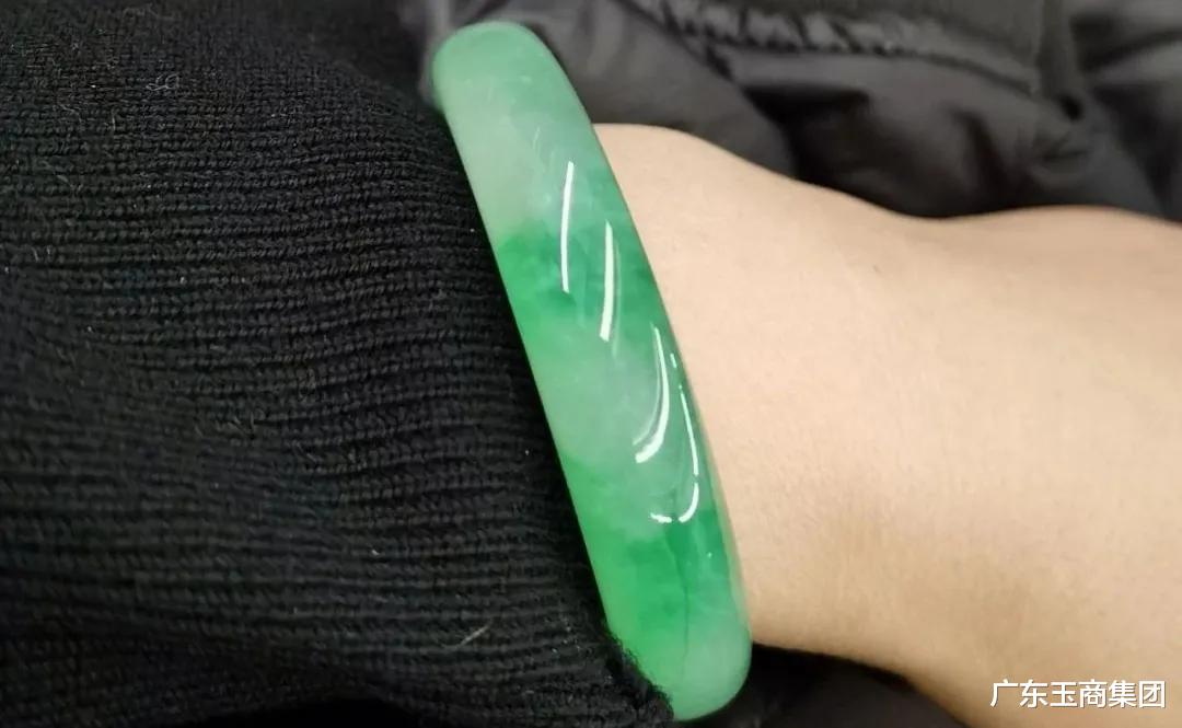 翡翠|翡翠玉石的“五大件”，看看你还缺了啥？
