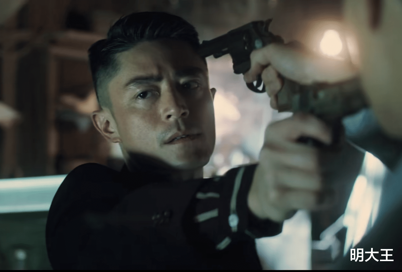 霍建华|霍建华开始复仇，葬礼上对林心如放狠话，《华灯初上》第二季更精彩