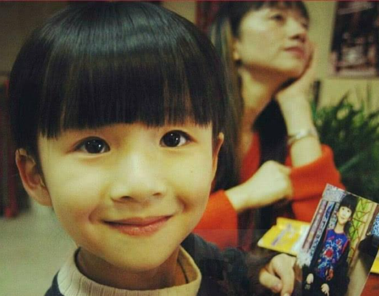 小彩旗|春晚上一“转”成名，自称不想当第二个杨丽萍，小彩旗后来怎样了