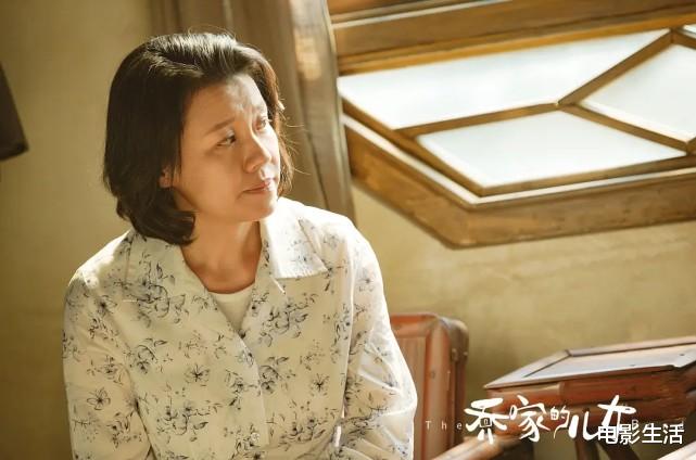 吴越|“中年晚成”的4位女星，一手“烂牌”打成了王炸！