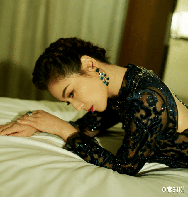 刘涛|刘涛老公管不住自己？阿姨年纪挑战“薄纱裙”，这身材谁不羡慕