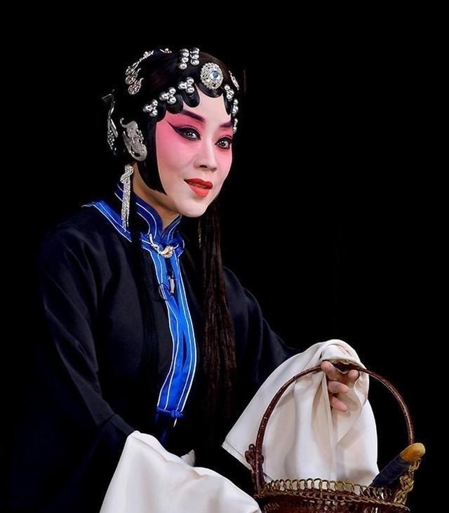 京剧|京剧界“戏霸”其实是隐形的存在，这也导致受欢迎的角儿不在舞台
