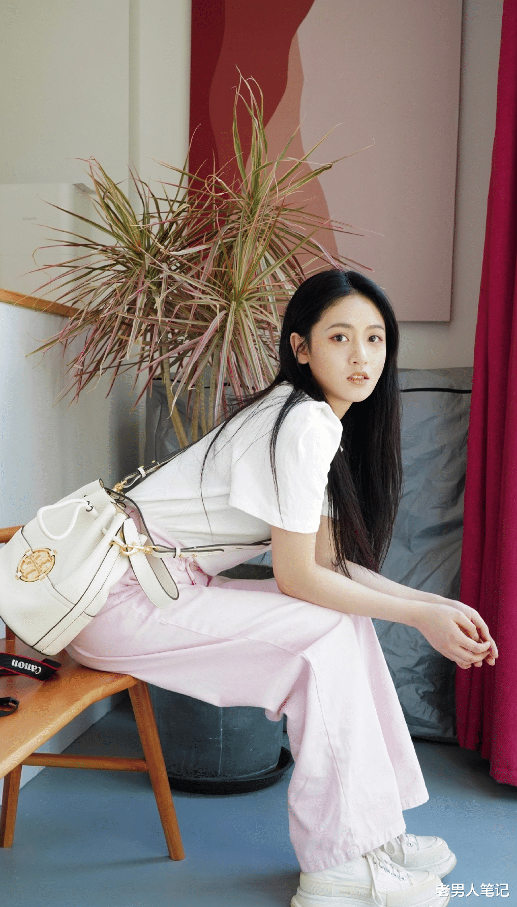 王源|大型真香，王源发新歌，漂亮女主终于现身了