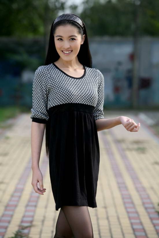 苗苗|“荧屏硬汉”常戎：与“80后”小妻子的家事情事笑泪交织