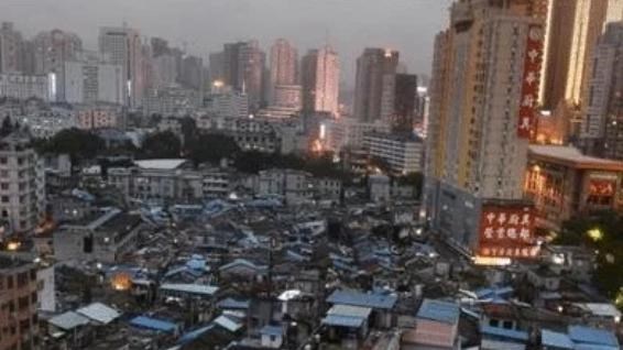 林生斌 长沙一“聪明”钉子户，放弃拆迁补偿，现成“网红打卡地”