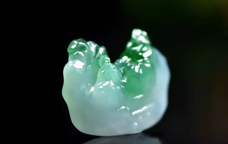 翡翠|玉赏 | 翡翠带你游山水~