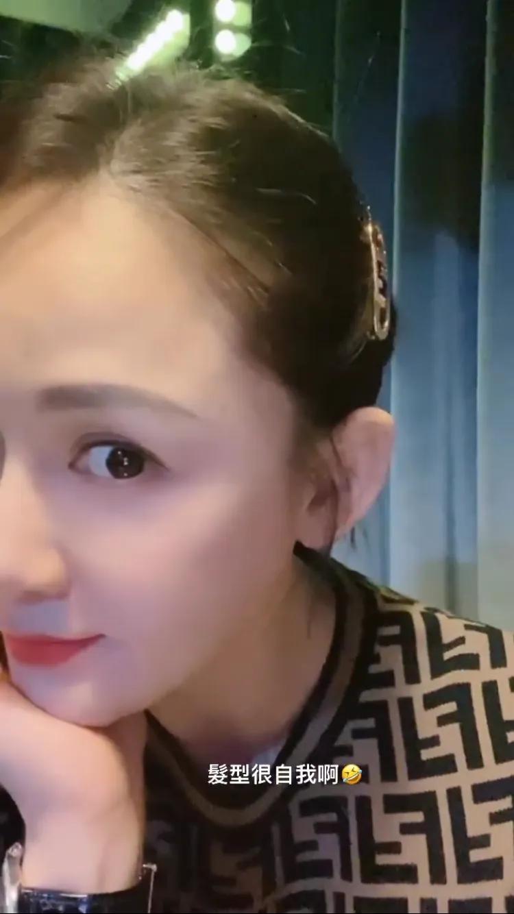 陈乔恩|陈乔恩为小9岁男友庆生，两人贴脸秀恩爱，过二人世界浪漫甜蜜