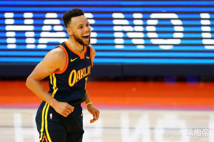 斯蒂芬·庫(kù)里|庫(kù)里手寫漢字感謝500萬(wàn)中國(guó)粉絲！還想來(lái)中國(guó)行，爭(zhēng)冠僅剩2條路