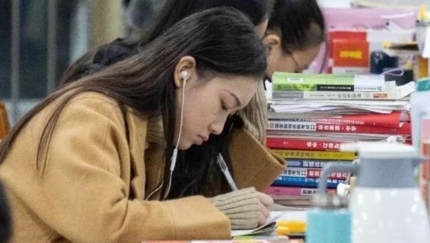 本科生|企业招聘又出新标准，与低学历相比，更不想录用三无家庭的本科生